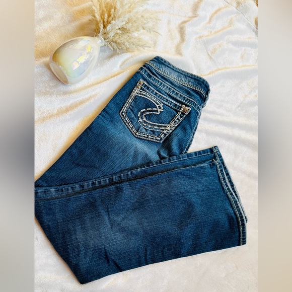 Silver Jeans Dark Blue Flare Women's Jeans - Picture 6 of 8